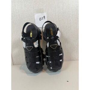 Dream Pairs Women's Flatform Mary Jane Sandals Size 8 nwob